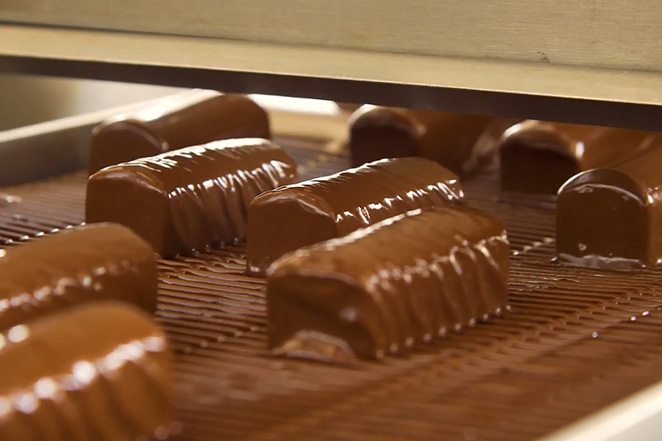 AAK’s new cocoa butter equivalent overcomes enrobing challenges – even at high levels